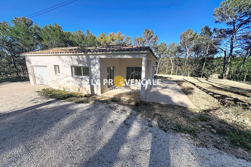 Maison - 105 m² - 4 pièces