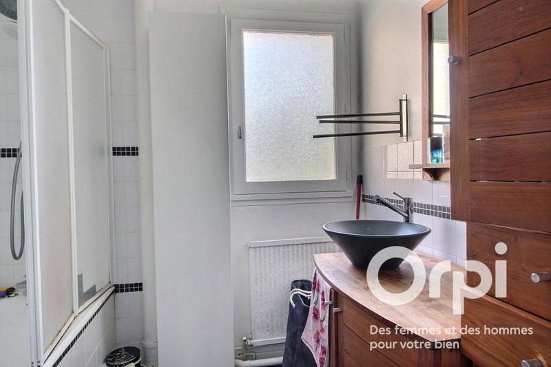 Appartement - 83 m² - 4 pièces