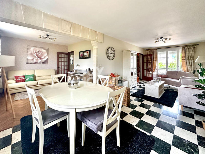 Maison - 100 m² - 4 pièces