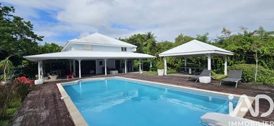 Maison - 175 m² - 5 pièces