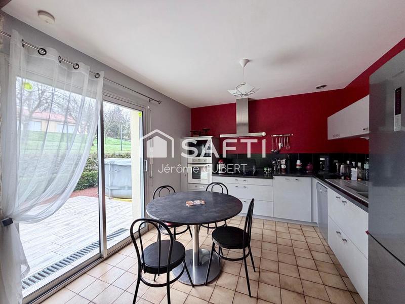 Maison - 94 m² - 5 pièces