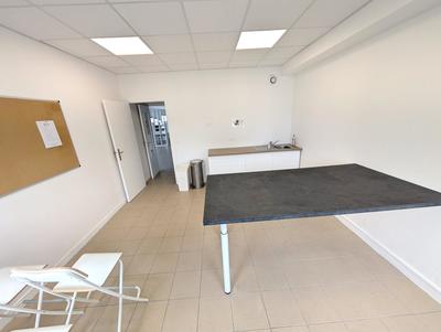Bureau - 180 m²