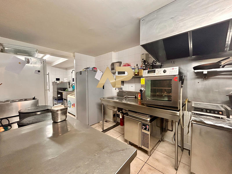 Fonds de commerce - 200 m²