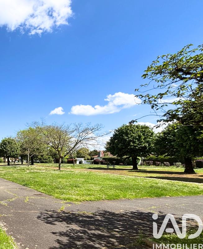 Appartement - 93 m² - 5 pièces