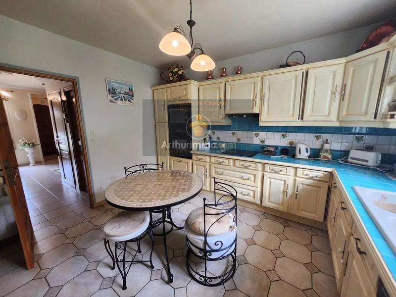 Maison - 157 m² - 7 pièces