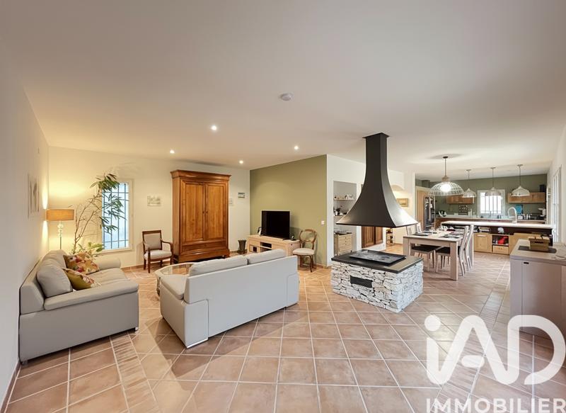 Maison - 192 m² - 6 pièces