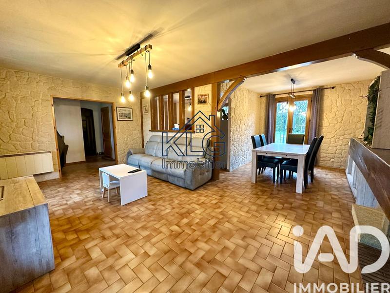 Maison - 155 m² - 8 pièces