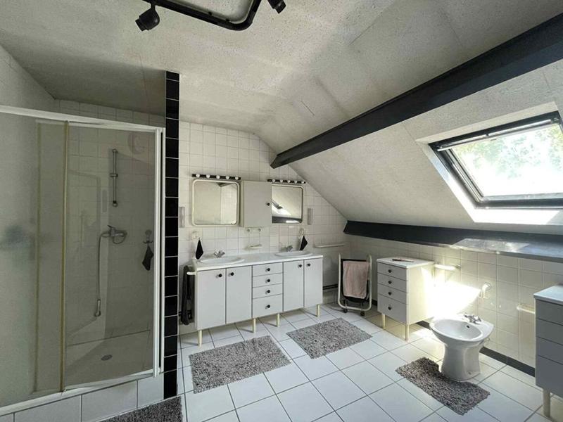 Maison - 160 m² - 7 pièces