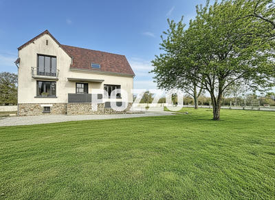 Maison - 138 m² - 5 pièces