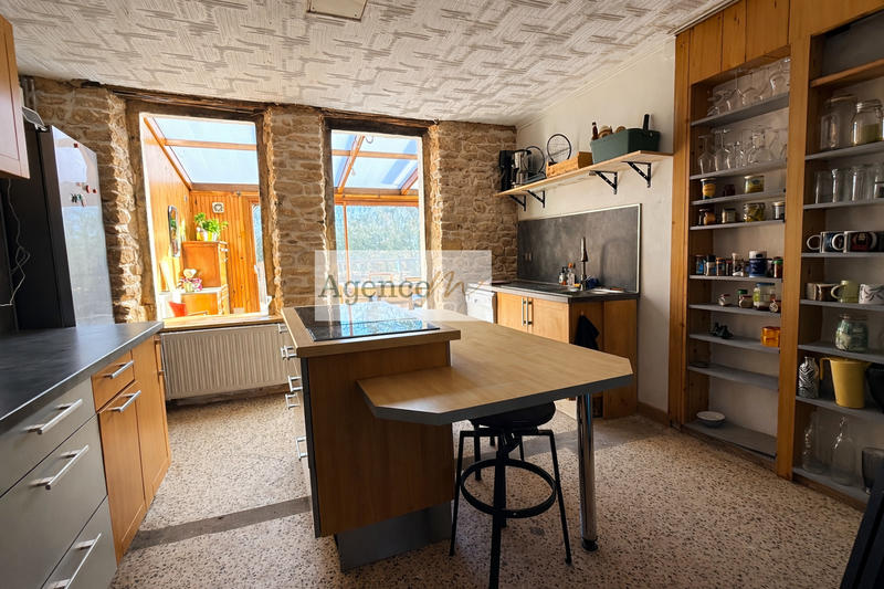 Maison - 127 m² - 5 pièces