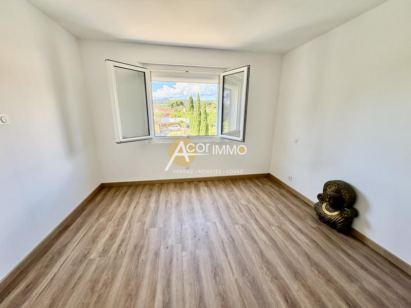 Appartement - 116 m² - 3 pièces