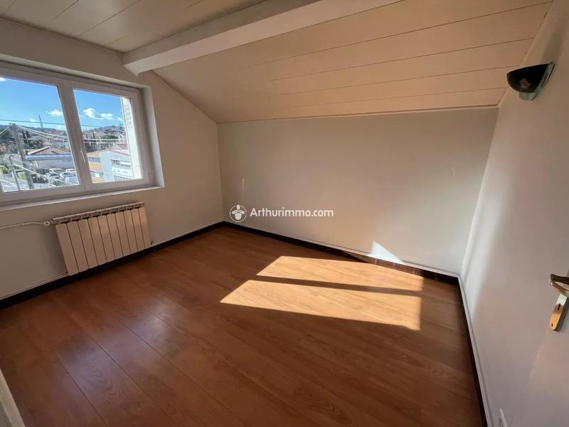 Appartement - 77 m² - 4 pièces