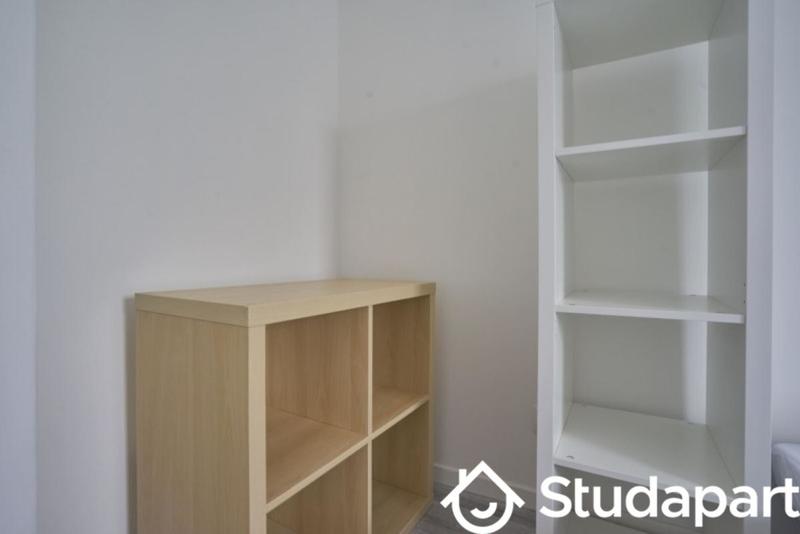 Chambre - 14 m² - 1 pièce