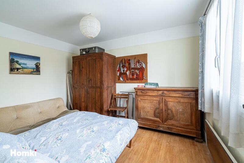 Propriété - 191 m² - 6 pièces