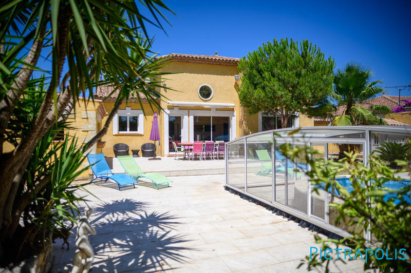 Maison - 140 m² - 5 pièces