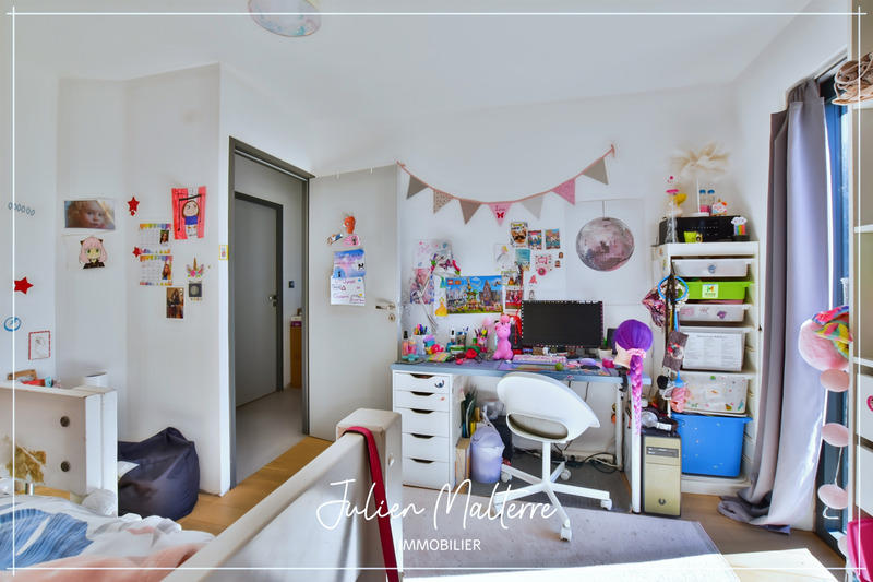 Maison - 147 m² - 6 pièces