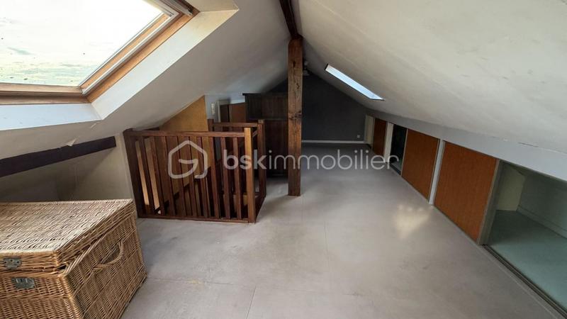 Maison - 95 m² - 5 pièces