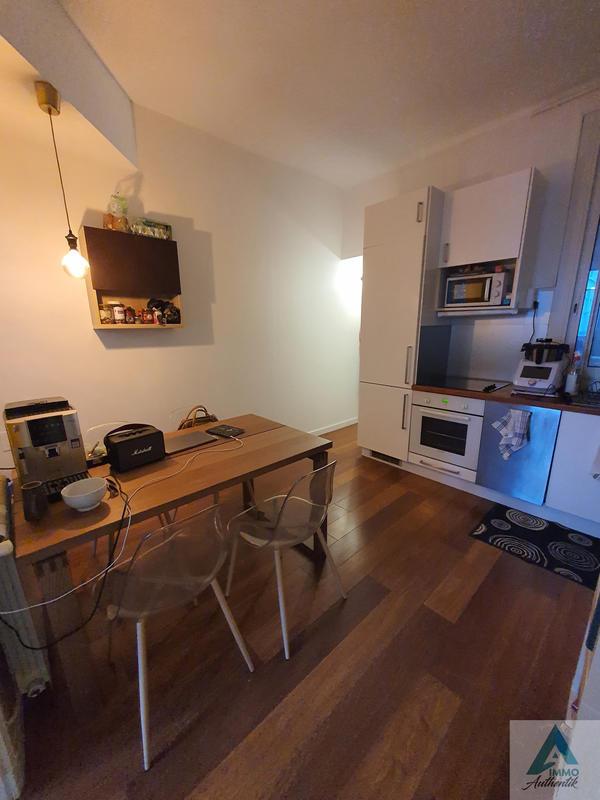 Appartement - 49 m² - 2 pièces