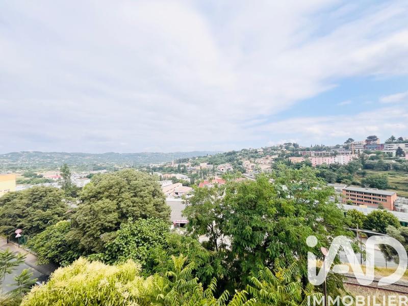 Appartement - 78 m² - 3 pièces