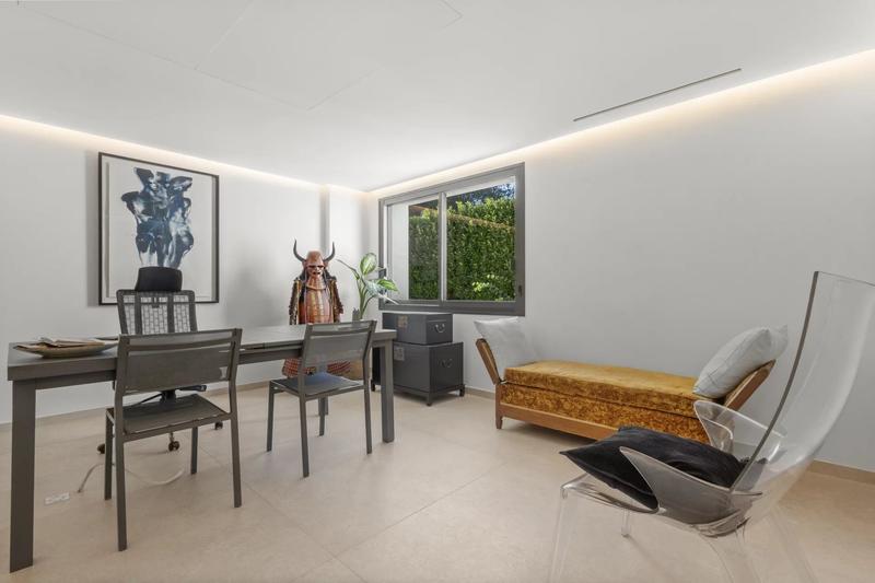 Villa - 326 m² - 9 pièces