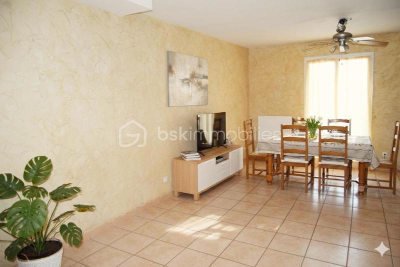 Maison de village - 93 m² - 5 pièces