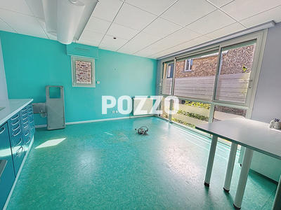 Maison - 159 m² - 6 pièces