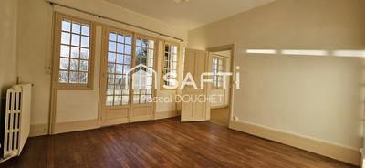 Maison - 200 m² - 9 pièces