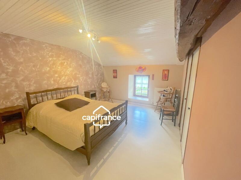 Maison - 141 m² - 7 pièces