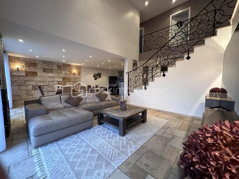 Maison - 150 m² - 6 pièces