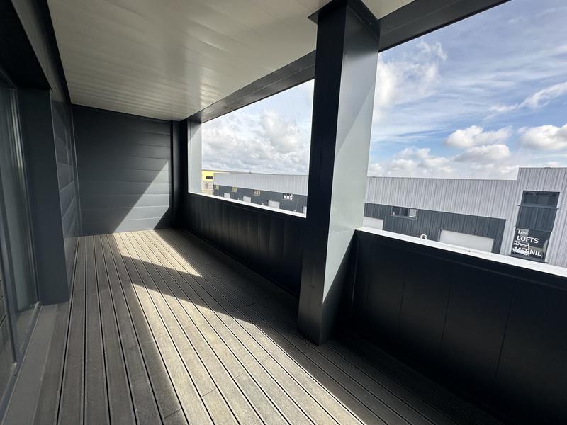 Local d'activités - 300 m² - 1 pièce