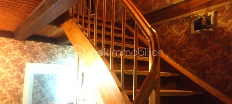 Maison - 210 m² - 6 pièces