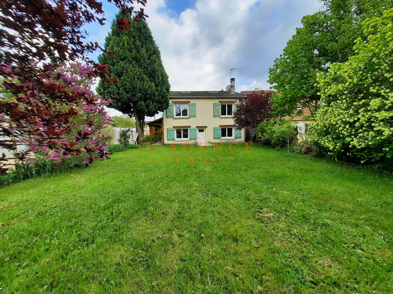 Maison - 108 m² - 5 pièces