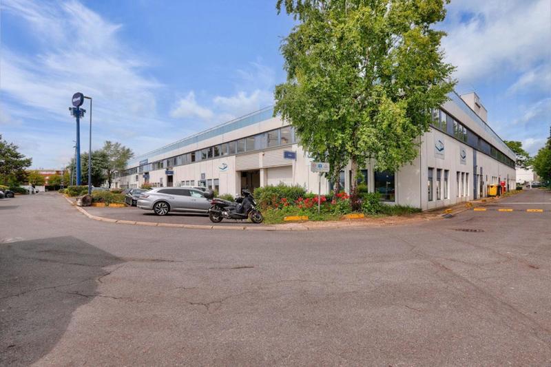 Local d'activités - 498 m²