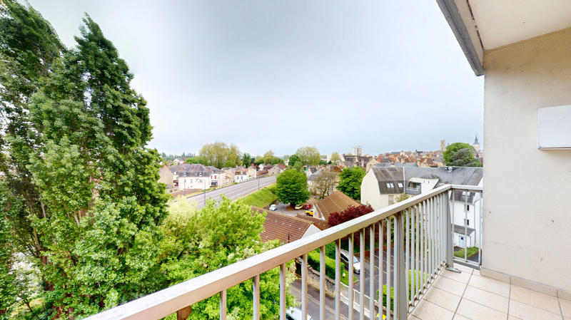 Appartement - 81 m² - 3 pièces