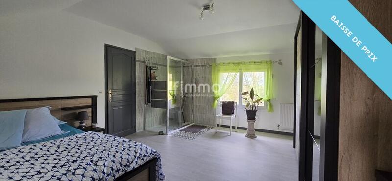 Maison - 232 m² - 6 pièces