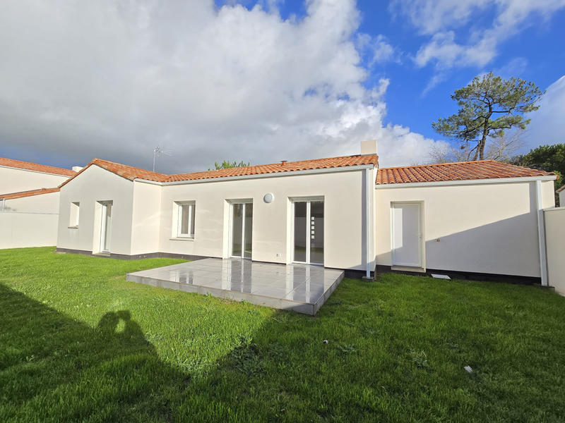 Maison - 104 m² - 4 pièces