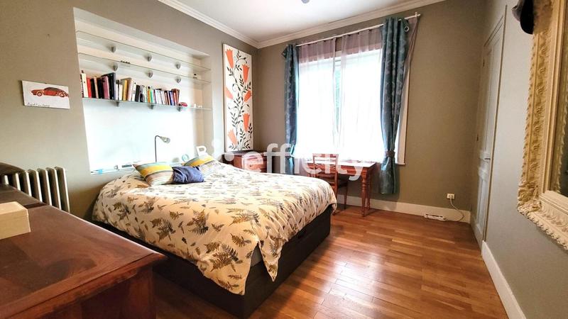 Maison - 157 m² - 7 pièces