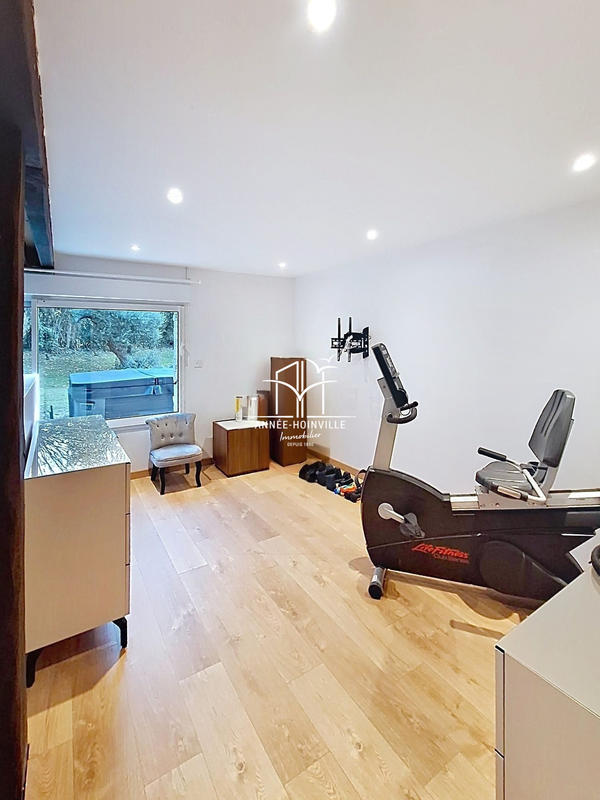 Maison ancienne - 208 m² - 5 pièces