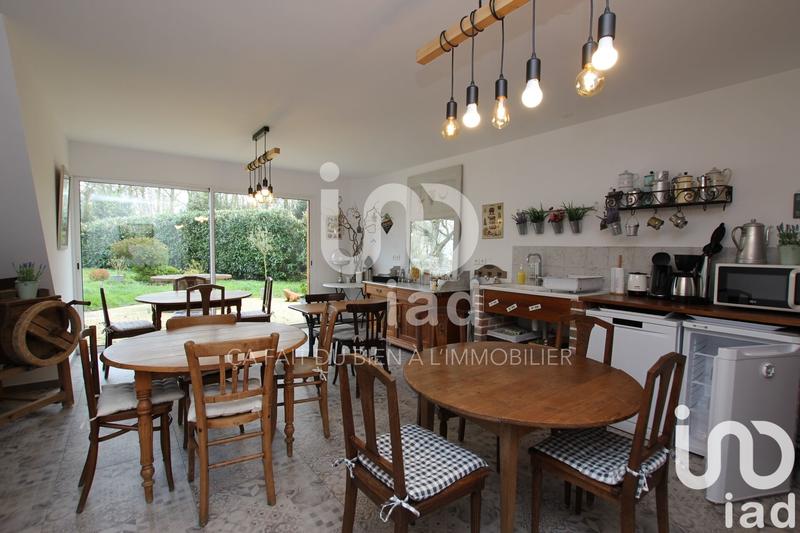 Maison - 469 m² - 18 pièces