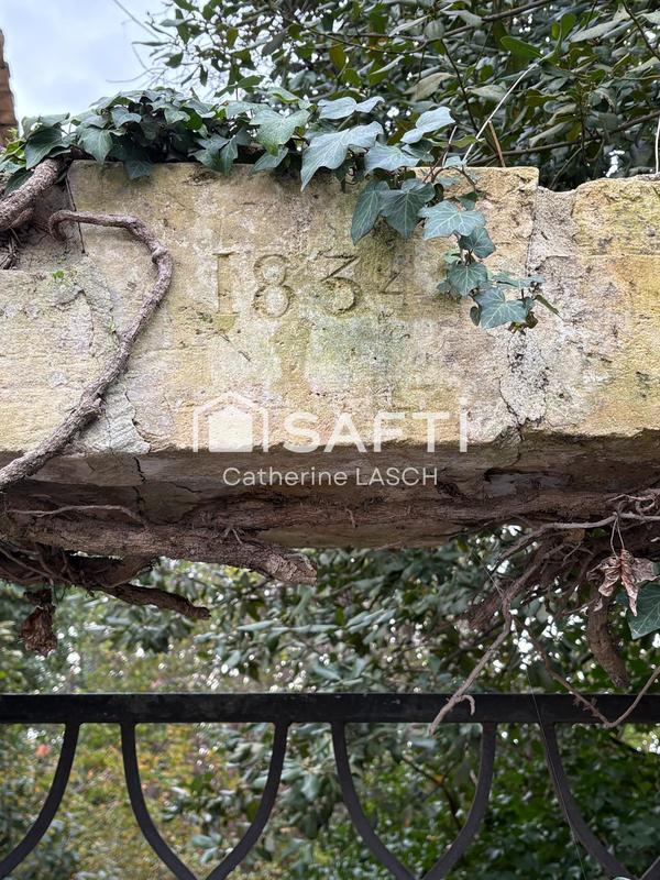 Maison de maîtres - 274 m² - 10 pièces