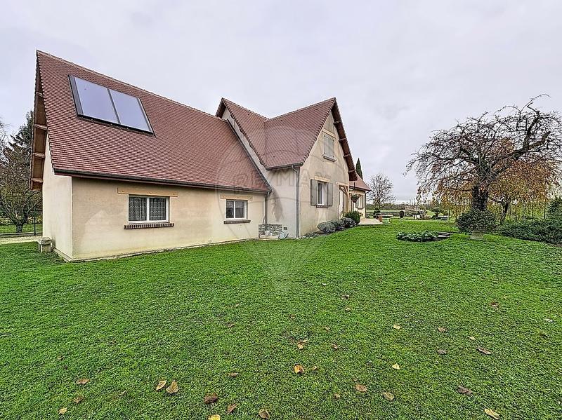 Maison - 156 m² - 5 pièces