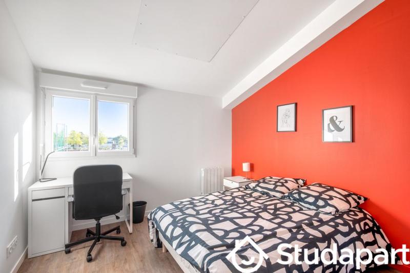 Chambre - 12 m² - 1 pièce