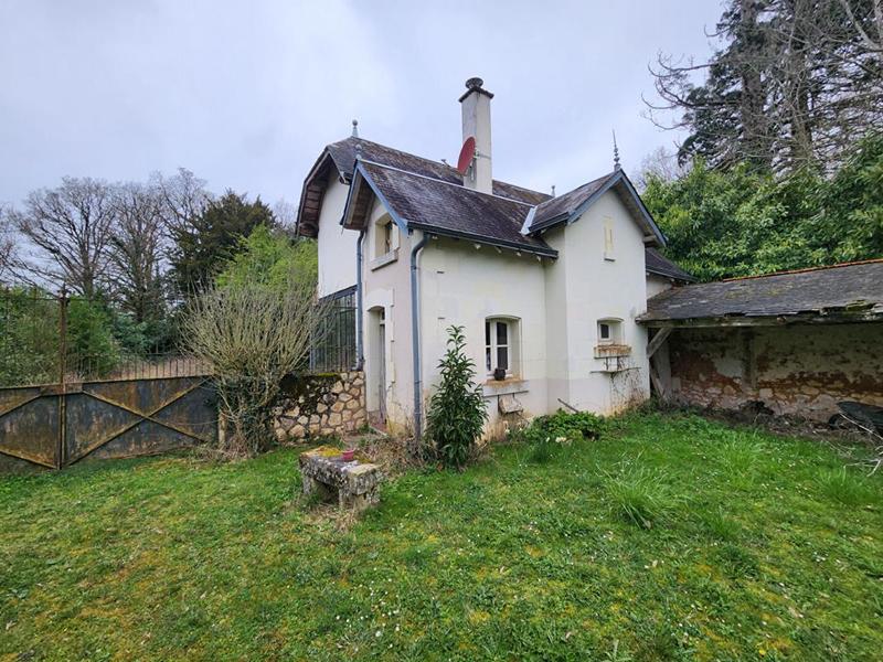 Maison - 360 m² - 13 pièces