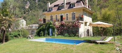 Propriété - 350 m² - 7 pièces