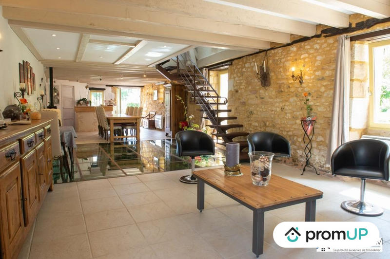 Maison ancienne - 222 m² - 8 pièces