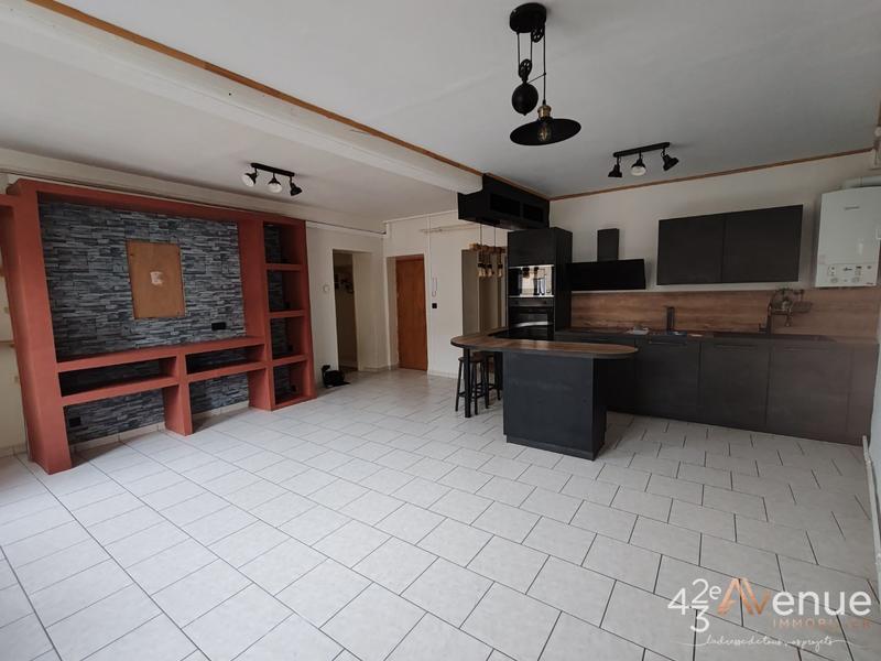 Appartement - 90 m² - 4 pièces