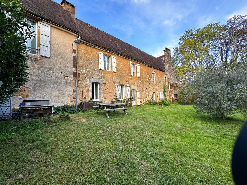 Maison - 198 m² - 8 pièces