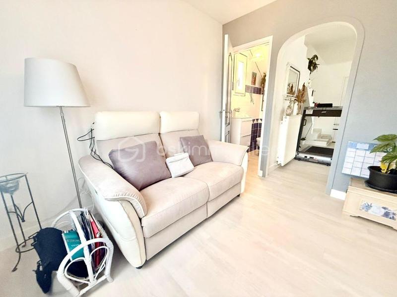 Villa - 100 m² - 5 pièces