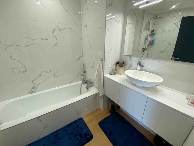 Appartement - 99 m² - 3 pièces