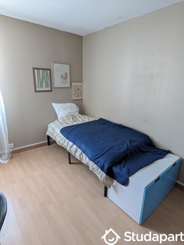 Chambre - 11 m² - 1 pièce